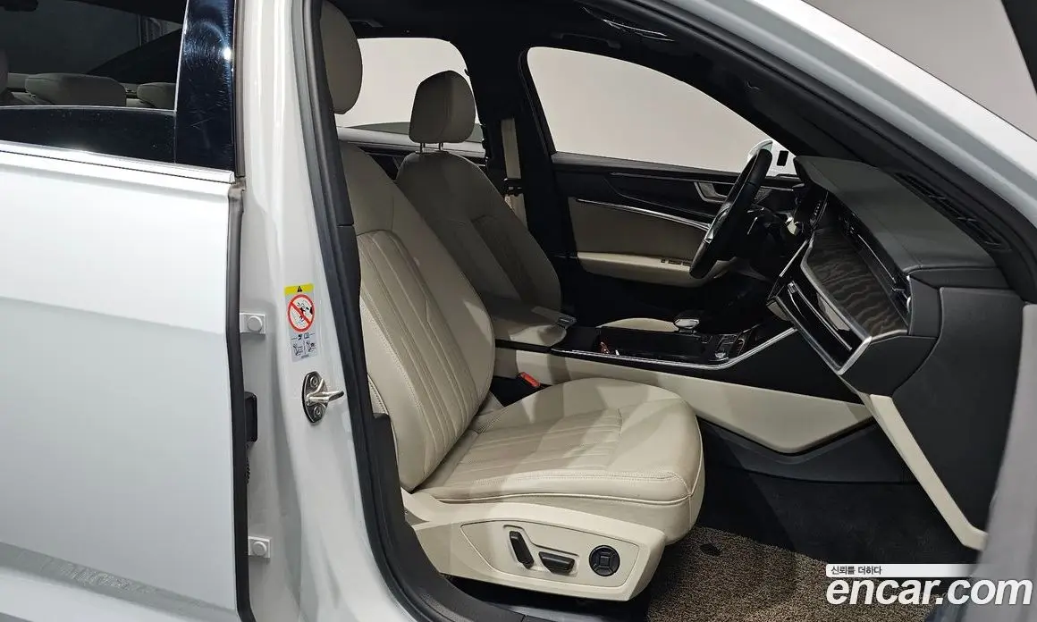 Audi A6 2022 2.0 автомат (гидро), фото 16