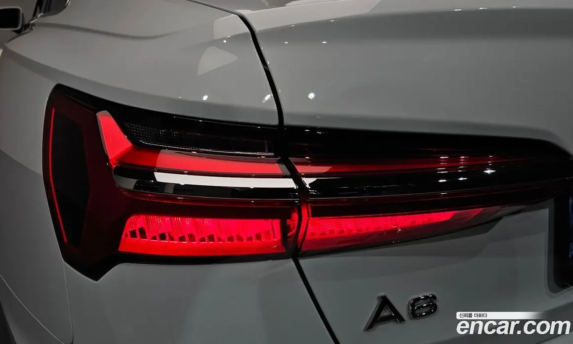 Audi A6 2022 2.0 автомат (гидро), фото 9