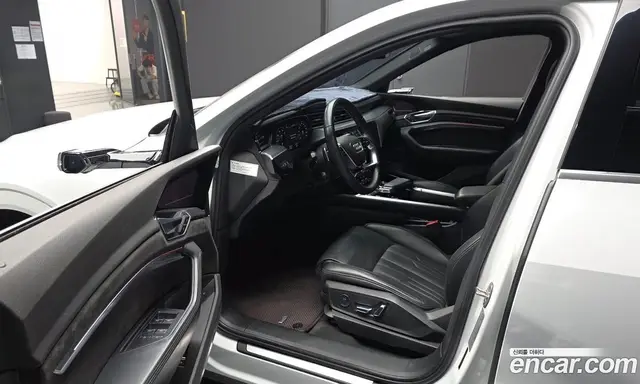 Audi e-tron 2020 0.2 автомат (гидро), миниатюра 10