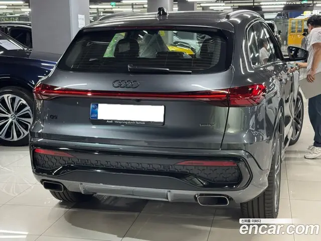 Audi Q5 2025 2.0 автомат (гидро), миниатюра 3