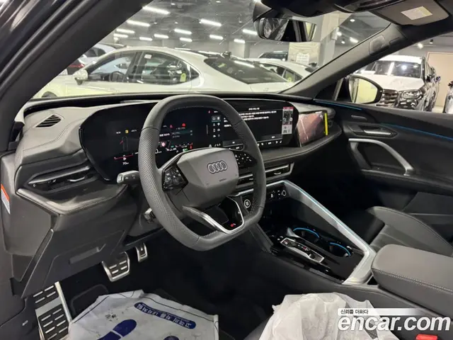 Audi Q5 2025 2.0 автомат (гидро), миниатюра 4