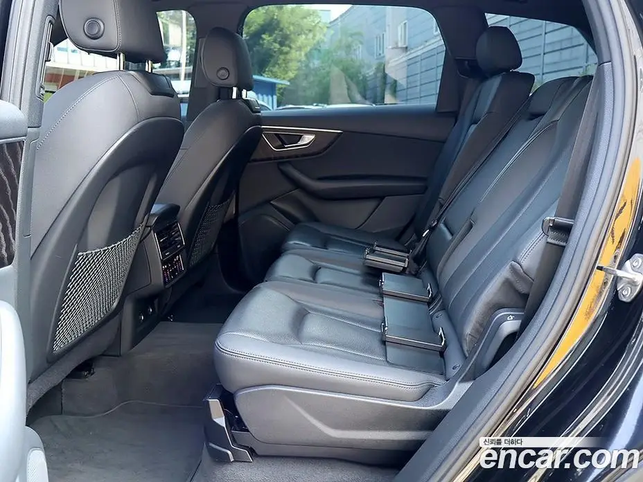 Audi Q7 2021 3.0 автомат (гидро), фото 12