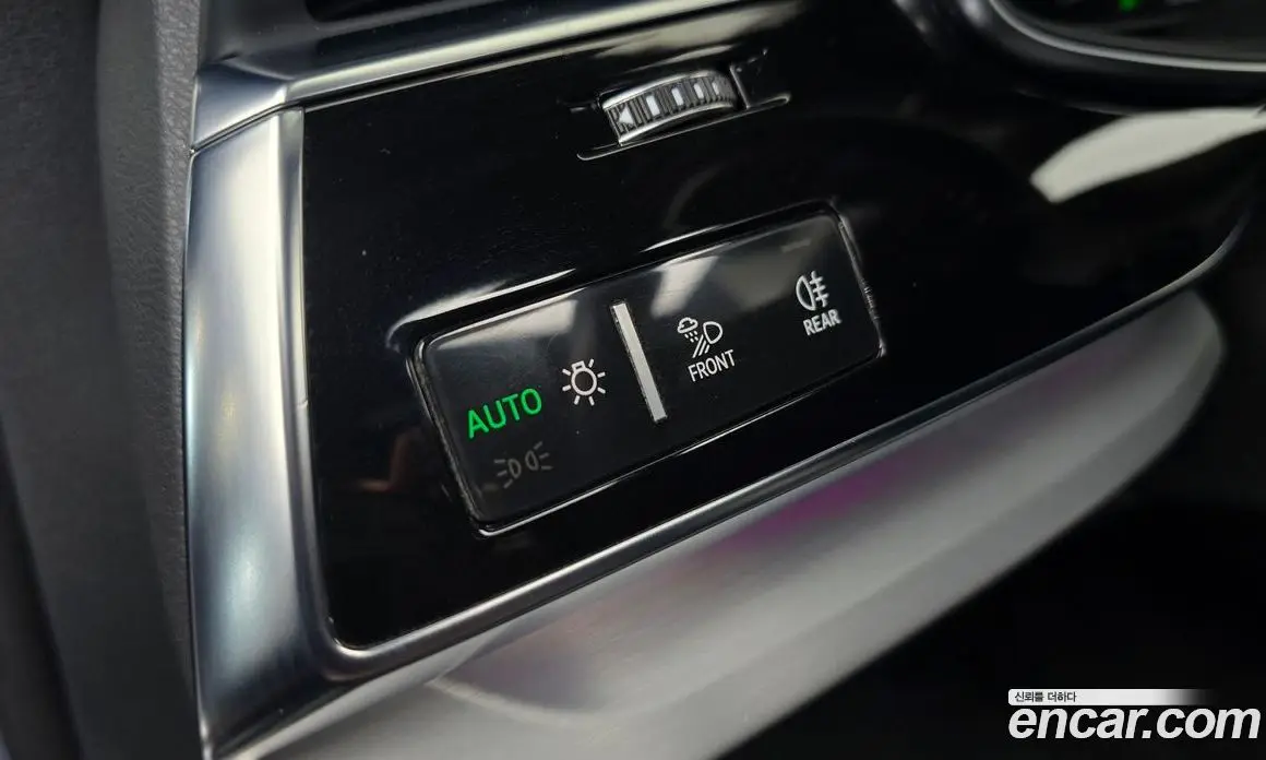 Audi Q8 2021 3.0 автомат (гидро), фото 28