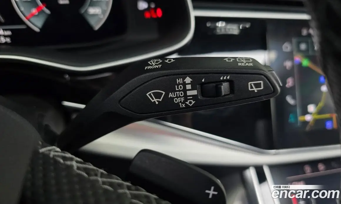 Audi Q8 2021 3.0 автомат (гидро), фото 30