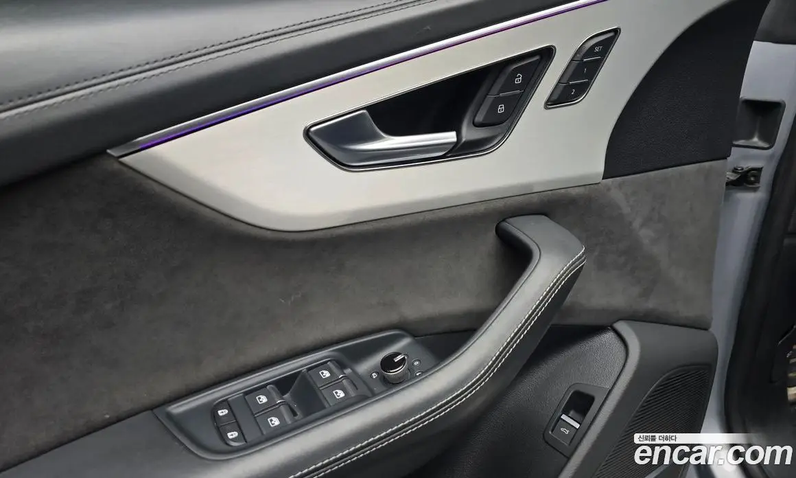 Audi Q8 2021 3.0 автомат (гидро), фото 31