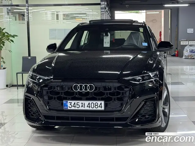 Audi Q8, 2026, 12 км