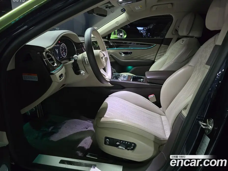 Bentley Flying Spur 2022 4.0 автомат (гидро), фото 7