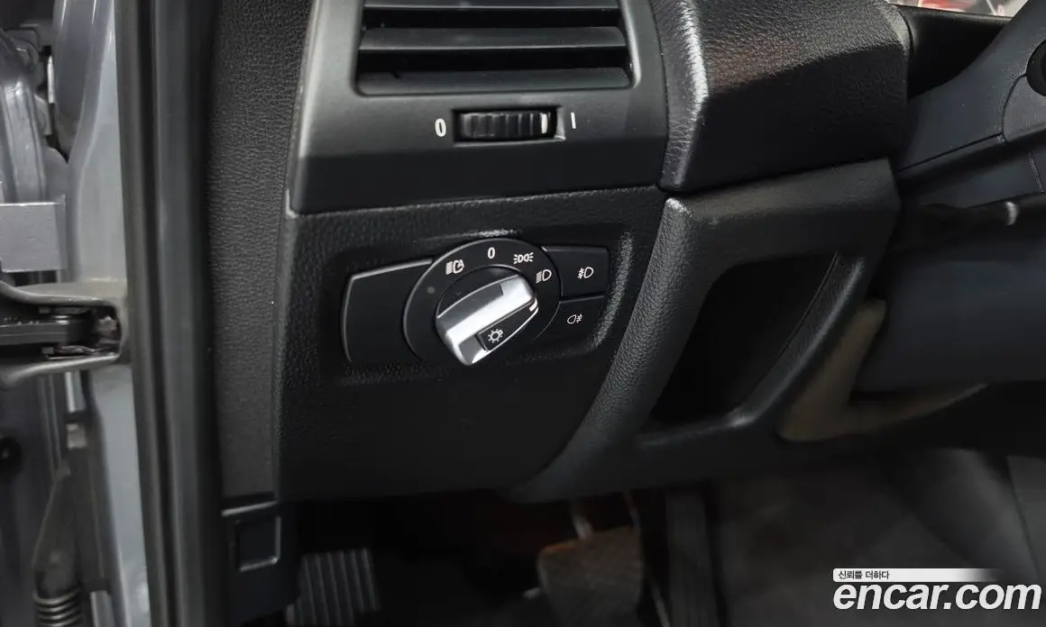 BMW 1 серия 2011 2.0 автомат (гидро), фото 14