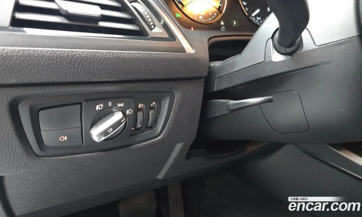 BMW 1 серия 2018 2.0 автомат (гидро), фото 23