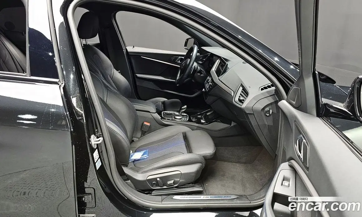 BMW 1 серия 2023 2.0 автомат (гидро), фото 11