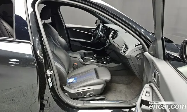 BMW 1 серия 2023 2.0 автомат (гидро), миниатюра 11