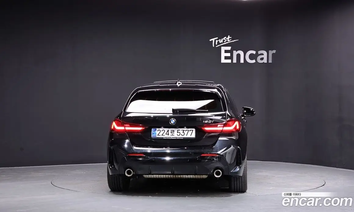 BMW 1 серия 2023 2.0 автомат (гидро), фото 4