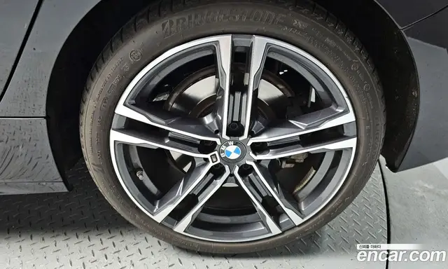 BMW 1 серия 2023 2.0 автомат (гидро), миниатюра 5