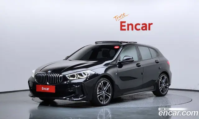 BMW 1 серия, 2023, 10 749 км