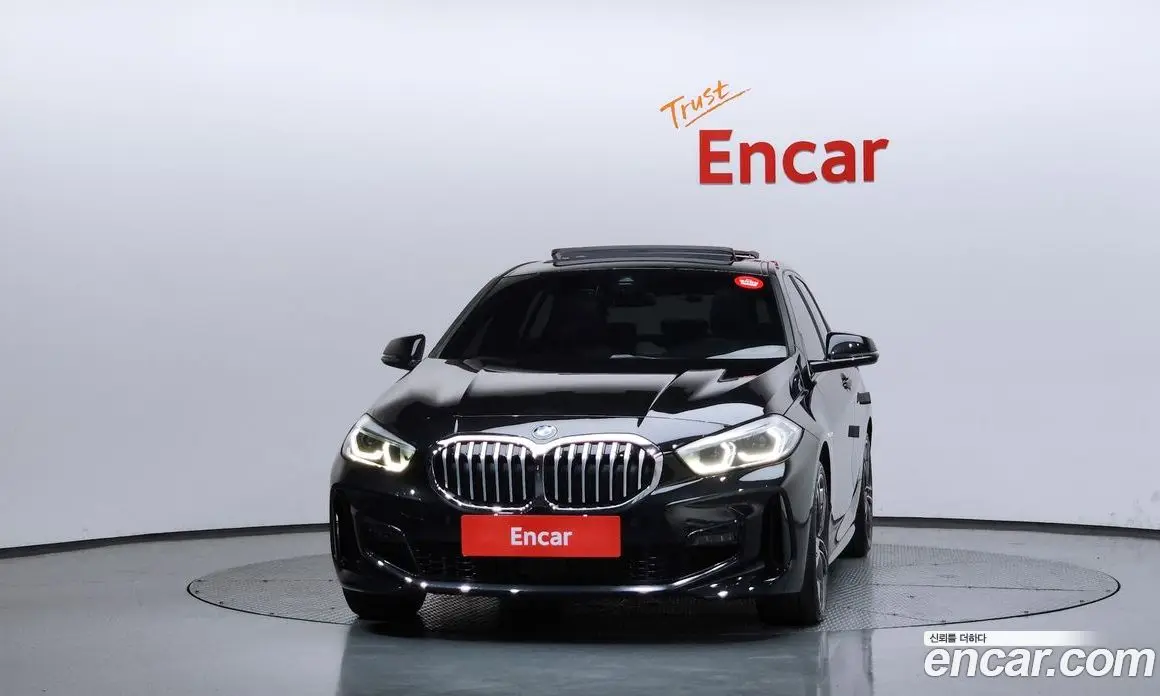 BMW 1 серия 2023 2.0 автомат (гидро), фото 3