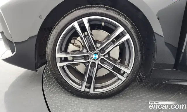BMW 1 серия 2023 2.0 автомат (гидро), миниатюра 5
