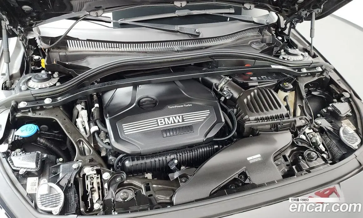 BMW 1 серия 2023 2.0 автомат (гидро), фото 6