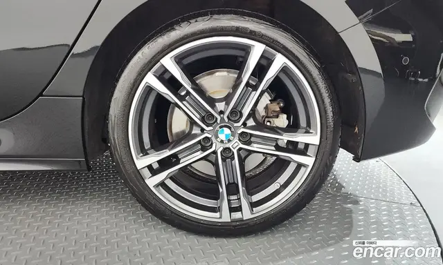 BMW 1 серия 2023 2.0 автомат (гидро), миниатюра 7