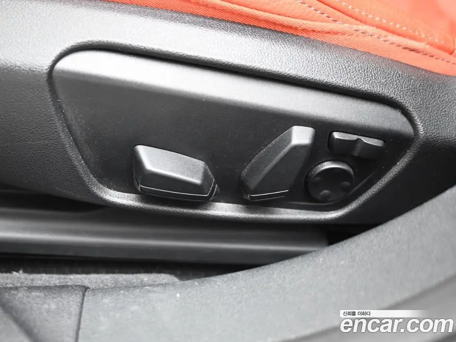 BMW 1 серия 2024 2.0 автомат (гидро), фото 16