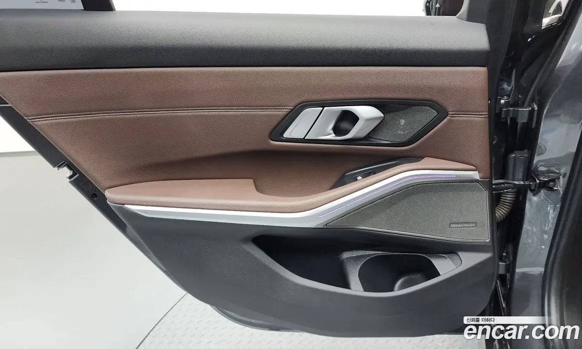 BMW 3 серия 2020 2.0 автомат (гидро), фото 15