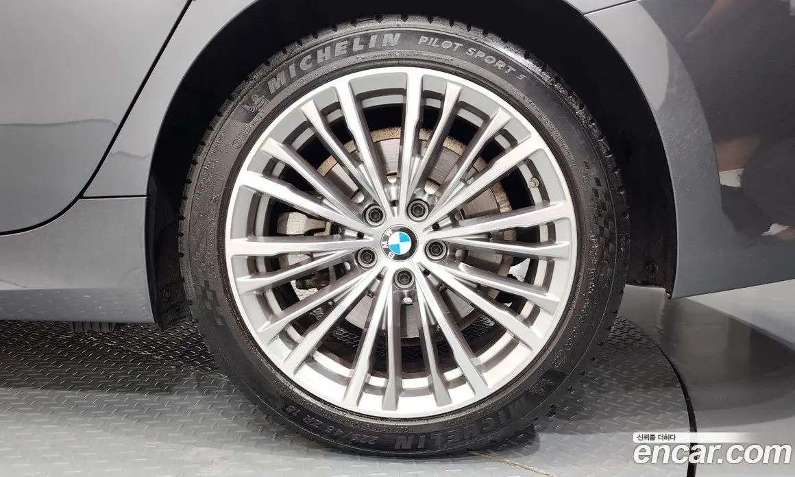 BMW 3 серия 2020 2.0 автомат (гидро), фото 7