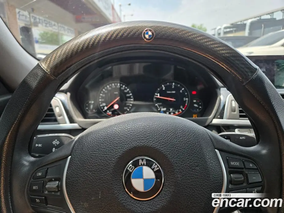 BMW 3 серия 2020 2.0 автомат (гидро), фото 8