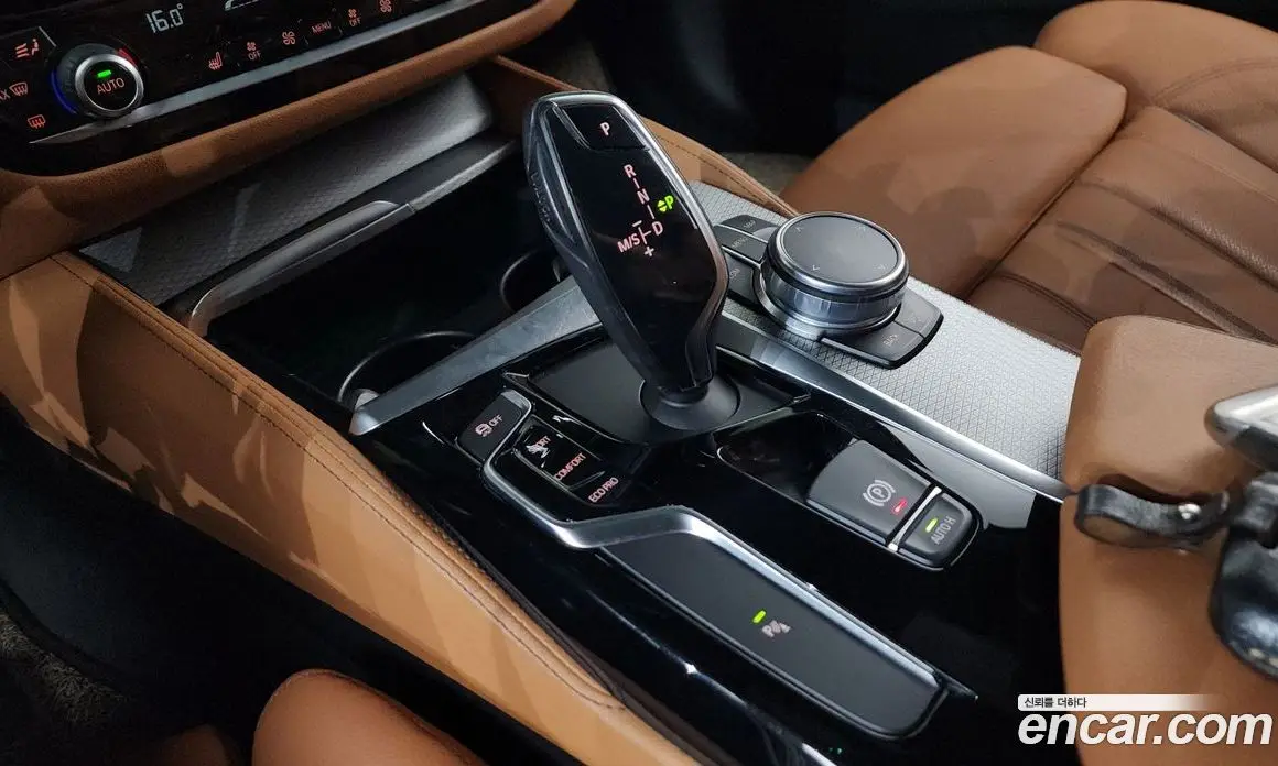 BMW 5 серия 2017 2.0 автомат (гидро), фото 12