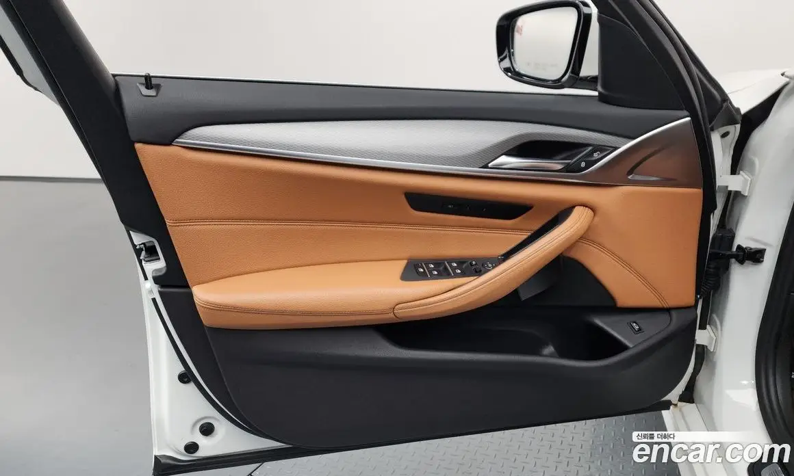 BMW 5 серия 2017 2.0 автомат (гидро), фото 14
