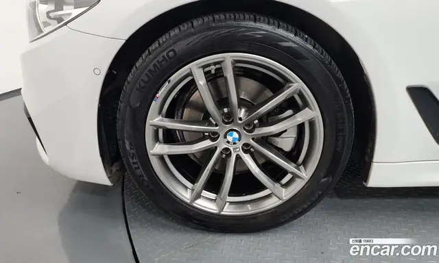 BMW 5 серия 2017 2.0 автомат (гидро), миниатюра 5
