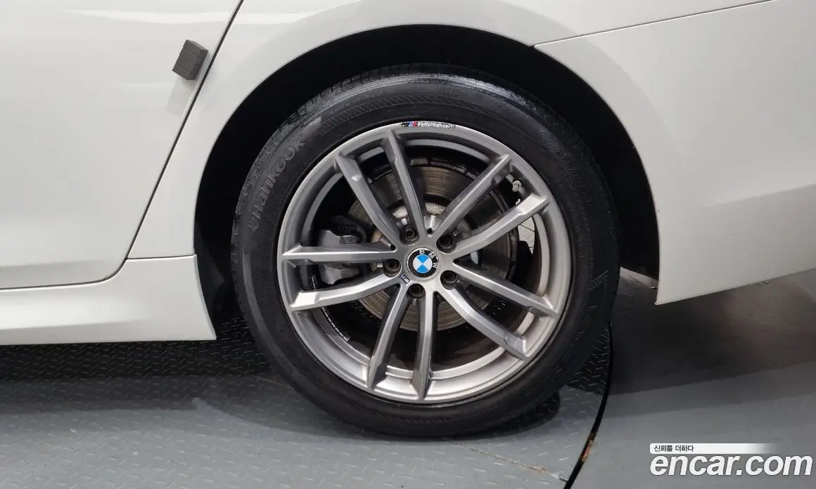 BMW 5 серия 2017 2.0 автомат (гидро), фото 7