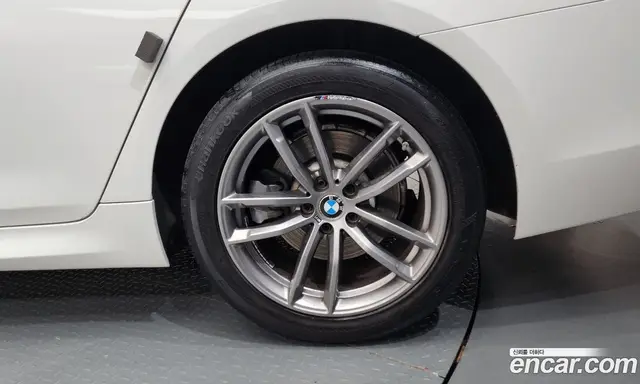 BMW 5 серия 2017 2.0 автомат (гидро), миниатюра 7