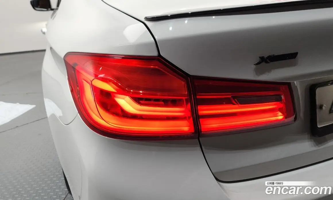 BMW 5 серия 2017 2.0 автомат (гидро), фото 9