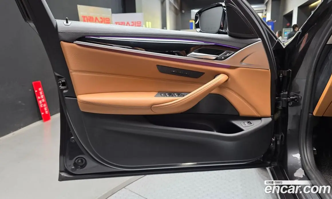 BMW 5 серия 2019 2.0 автомат (гидро), фото 14