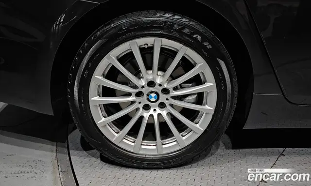 BMW 5 серия 2019 2.0 автомат (гидро), миниатюра 5