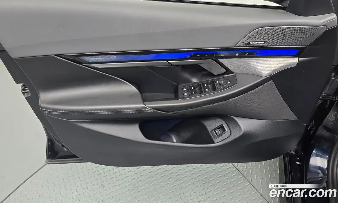 BMW 5 серия 2024 2.0 автомат (гидро), фото 14