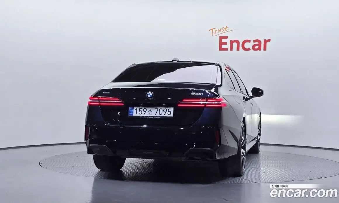 BMW 5 серия 2024 2.0 автомат (гидро), фото 4