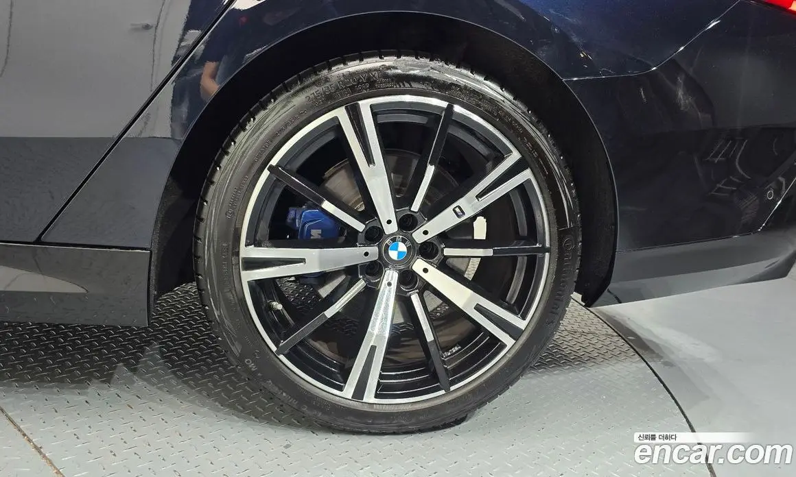 BMW 5 серия 2024 2.0 автомат (гидро), фото 7