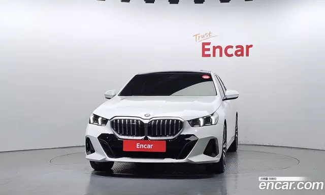 BMW 5 серия 2025 2.0 автомат (гидро), миниатюра 3
