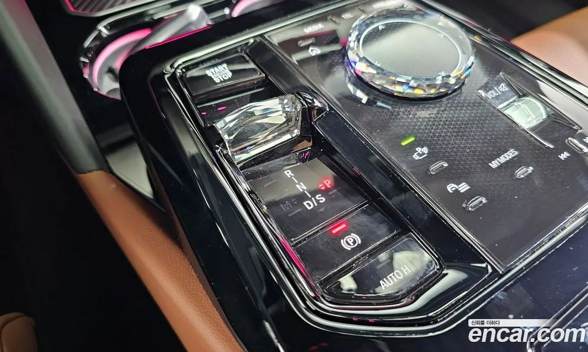 BMW 5 серия 2025 2.0 автомат (гидро), фото 9