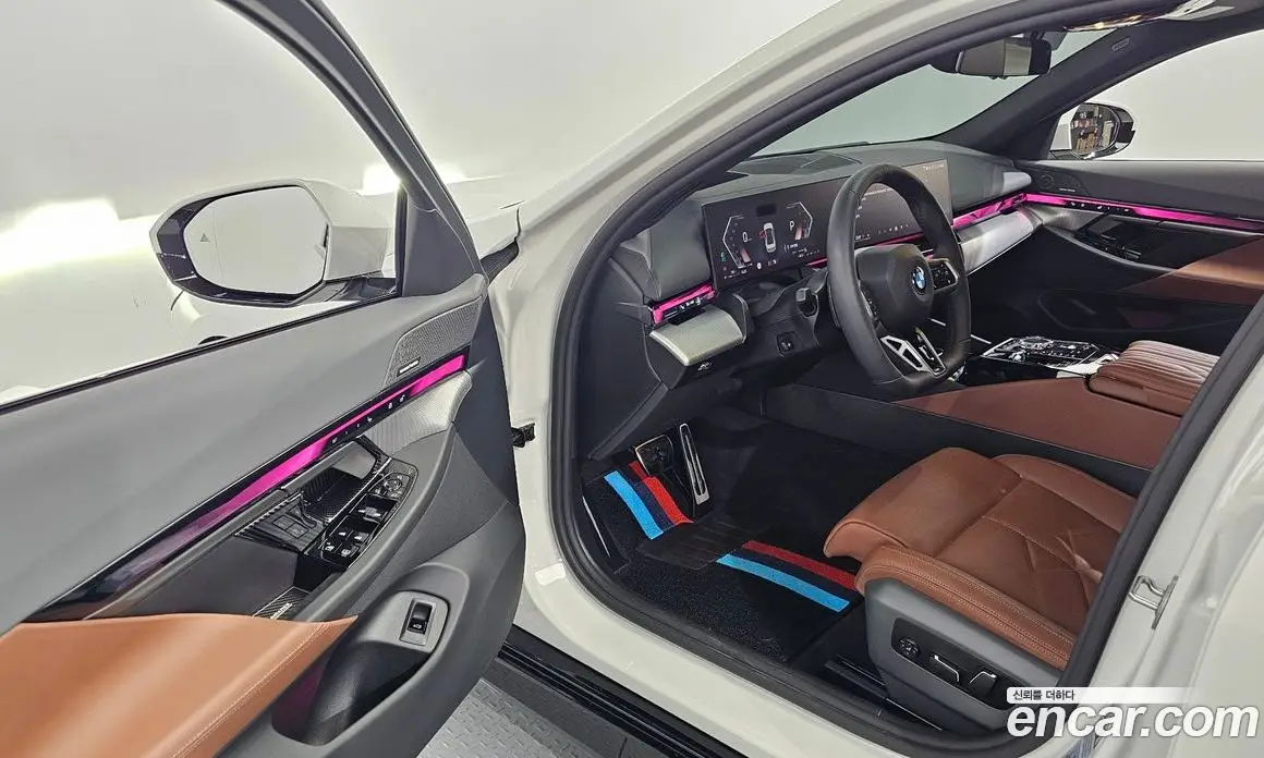 BMW 5 серия 2025 2.0 автомат (гидро), фото 10