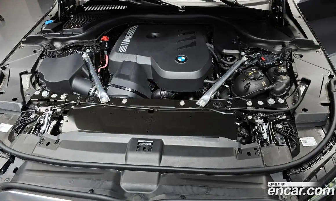 BMW 5 серия 2025 2.0 автомат (гидро), фото 6