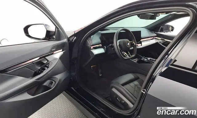 BMW 5 серия 2026 2.0 автомат (гидро), миниатюра 10