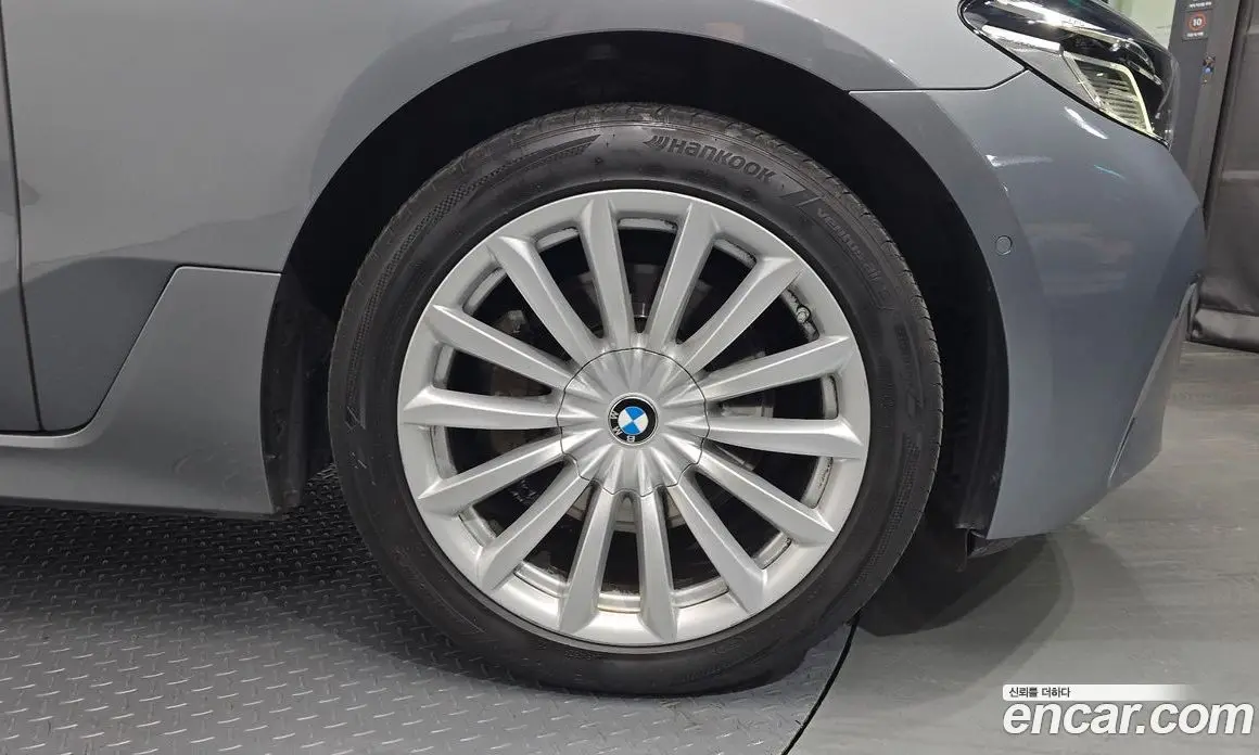 BMW 6 серия 2022 3.0 автомат (гидро), фото 5