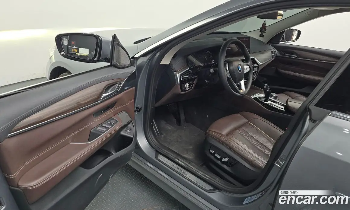 BMW 6 серия 2022 3.0 автомат (гидро), фото 10