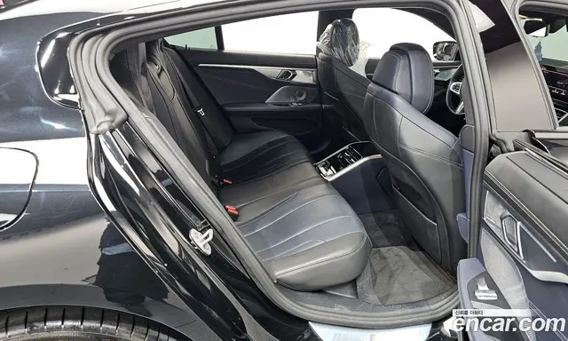 BMW 8 серия 2024 4.4 автомат (гидро), миниатюра 11