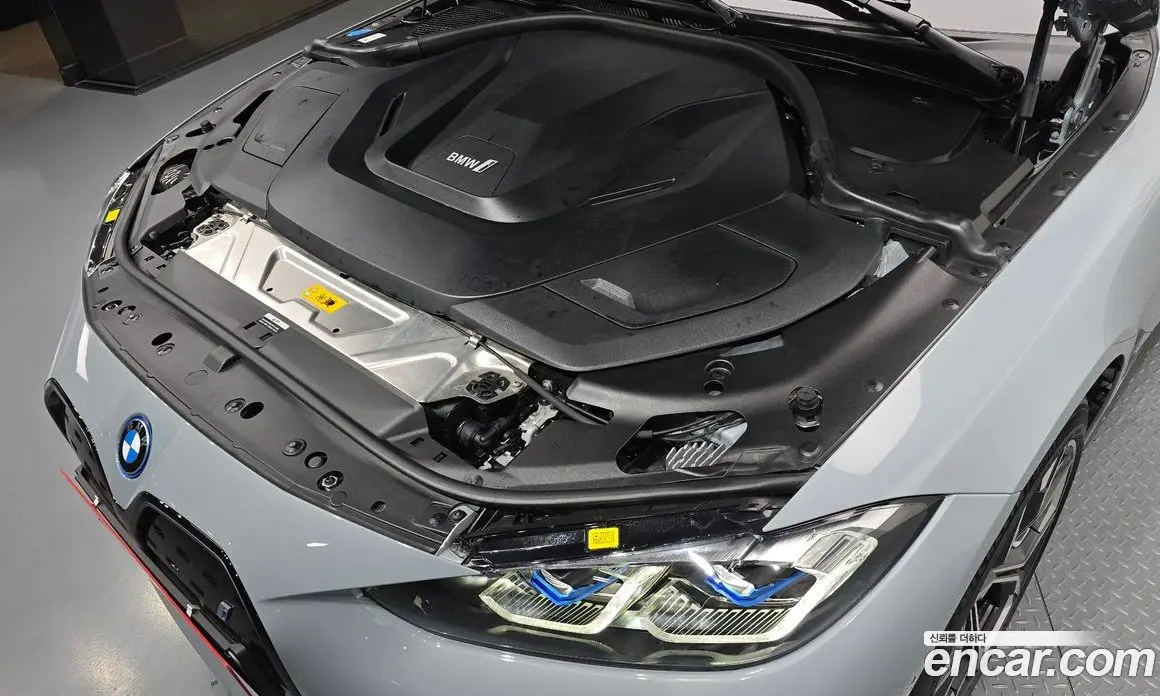 BMW i4 2022 0.2 автомат (гидро), фото 6