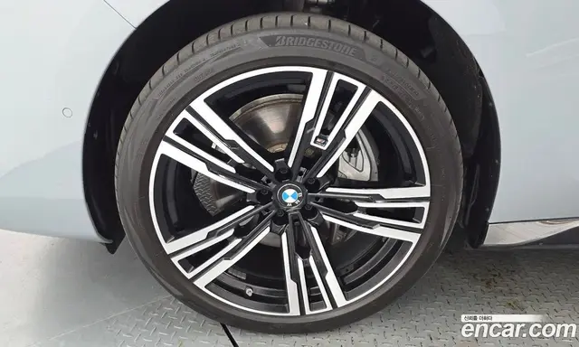 BMW i7 2025 0.3 автомат (гидро), миниатюра 5