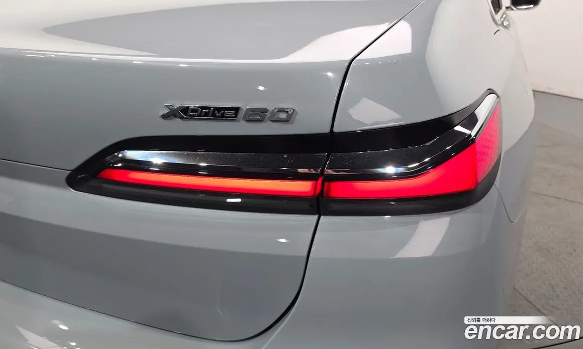 BMW i7 2025 0.3 автомат (гидро), фото 9