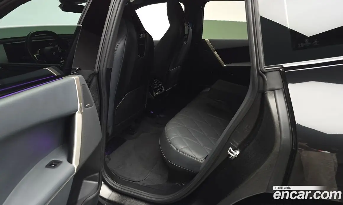 BMW iX 2022 0.3 автомат (гидро), фото 16