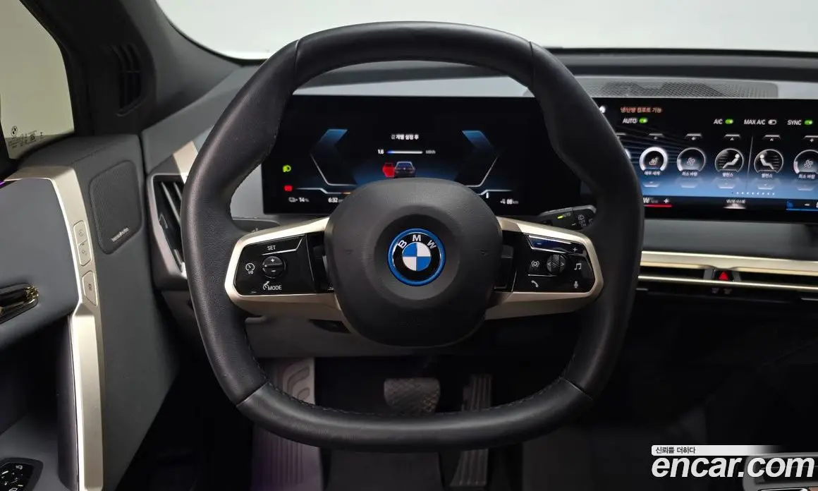 BMW iX 2022 0.3 автомат (гидро), фото 17